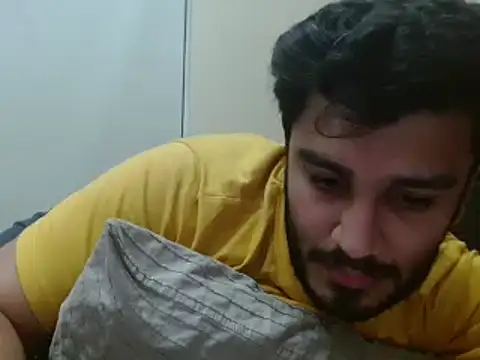 Snapshot of robintoit chatting on 2, 12, 2024 robintoit online show from 2, 12, 2024