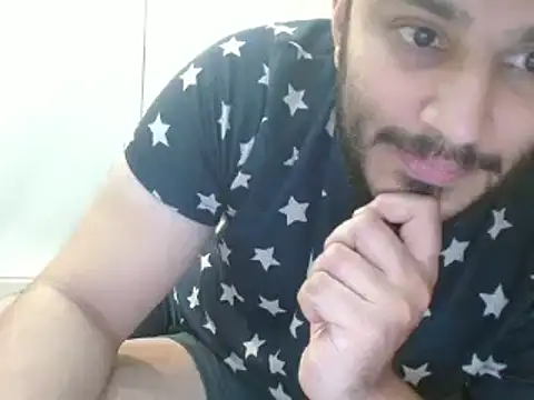 Snapshot of robintoit chatting on 3, 12, 2024 robintoit online show from 3, 12, 2024