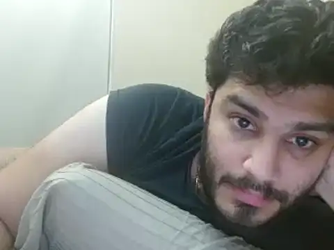 Snapshot of robintoit chatting on 14, 12, 2024 robintoit online show from 14, 12, 2024