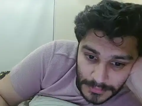 Snapshot of robintoit chatting on 12, 1, 2025 robintoit online show from 12, 1, 2025