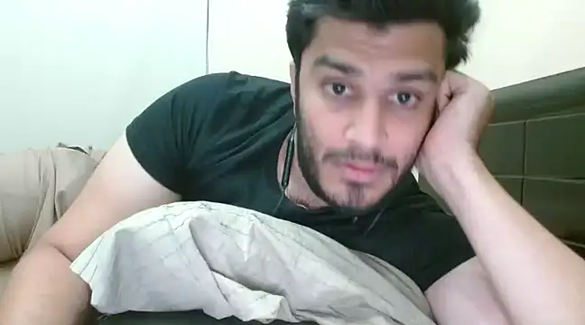 Snapshot of robintoit chatting on 14, 2, 2025 robintoit online show from 14, 2, 2025