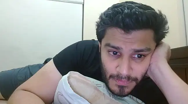 Snapshot of robintoit chatting on 19, 2, 2025 robintoit online show from 19, 2, 2025