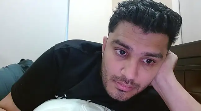 Snapshot of robintoit chatting on 7, 3, 2025 robintoit online show from 7, 3, 2025