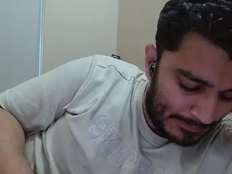 Snapshot of robintoit chatting on 13, 9, 2025 robintoit online show from 13, 9, 2025