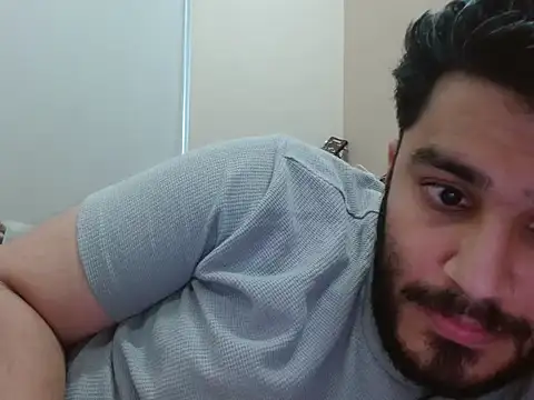 Snapshot of robintoit chatting on 27, 9, 2025 robintoit online show from 27, 9, 2025