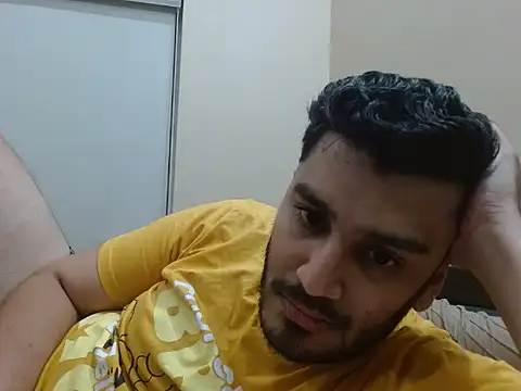 Snapshot of robintoit chatting on 18, 10, 2025 robintoit online show from 18, 10, 2025