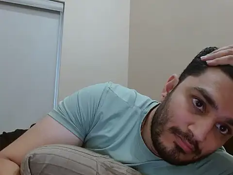 Snapshot of robintoit chatting on 21, 10, 2025 robintoit online show from 21, 10, 2025