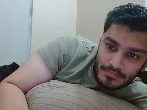 Snapshot of robintoit chatting on 22, 10, 2025 robintoit online show from 22, 10, 2025