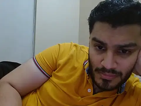 Snapshot of robintoit chatting on 25, 10, 2025 robintoit online show from 25, 10, 2025