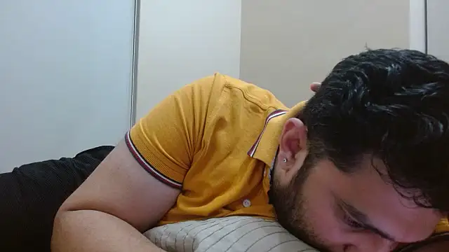 Snapshot of robintoit chatting on 26, 10, 2025 robintoit online show from 26, 10, 2025