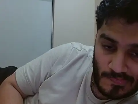 Snapshot of robintoit chatting on 1, 11, 2025 robintoit online show from 1, 11, 2025