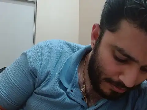 Snapshot of robintoit chatting on 13, 11, 2025 robintoit online show from 13, 11, 2025