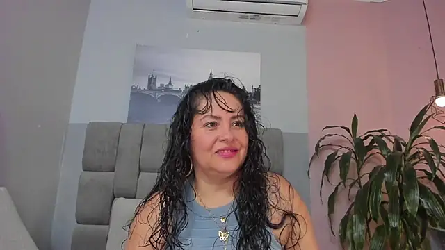 hanny milf online show from 25, 7, 2026