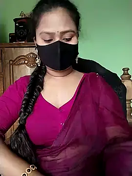 Idhika Paul online show from 19, 2, 2025