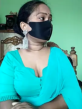 Idhika Paul online show from 27, 2, 2025