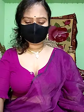 Idhika Paul online show from 2, 3, 2025