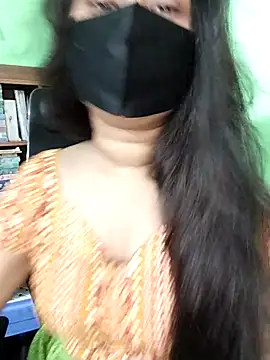 Idhika Paul online show from 25, 9, 2025