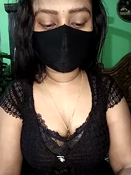 Idhika Paul online show from 18, 4, 2026