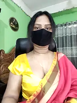 Idhika Paul online show from 22, 4, 2026