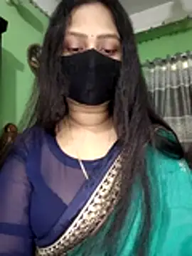 Idhika Paul online show from 23, 4, 2026