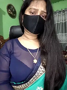 Idhika Paul online show from 23, 4, 2026