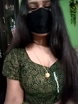 Idhika Paul online show from 26, 4, 2026