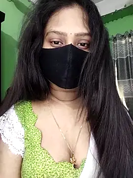 Idhika Paul online show from 27, 4, 2026