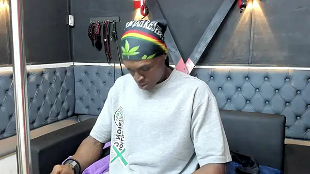 Terrance z online show from 4, 12, 2025