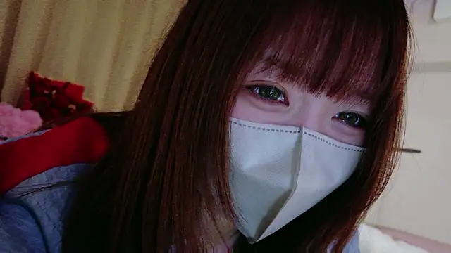 Yui-Ch online show from 28, 4, 2026