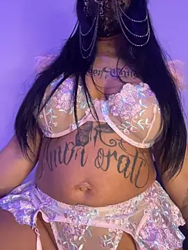 kamila french online show from 10, 3, 2026