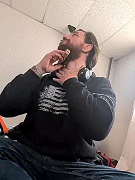 Armyexhibitionistvet online show from 26, 4, 2026