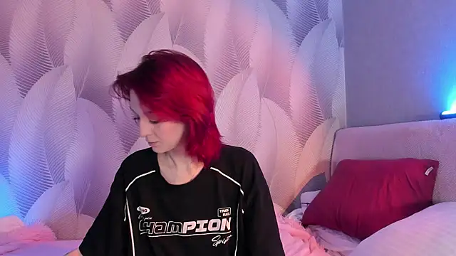 CrystalRey online show from 2, 3, 2025