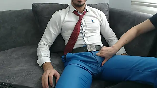 Snapshot of Naughtb0y chatting on 3, 12, 2025 Naughtb0y online show from 3, 12, 2025