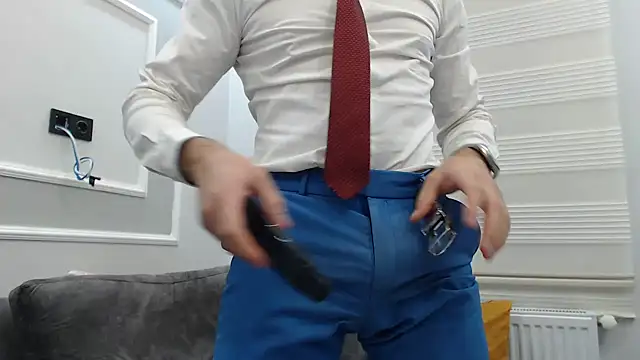 Snapshot of Naughtb0y chatting on 5, 1, 2026 Naughtb0y online show from 5, 1, 2026