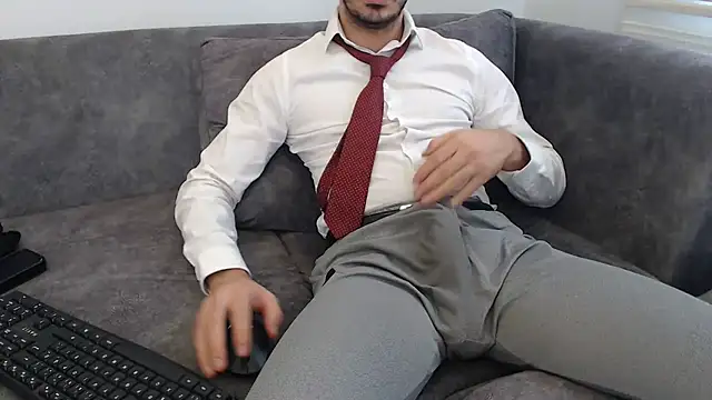 Snapshot of Naughtb0y chatting on 9, 2, 2026 Naughtb0y online show from 9, 2, 2026