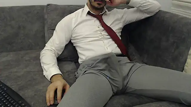 Snapshot of Naughtb0y chatting on 11, 2, 2026 Naughtb0y online show from 11, 2, 2026