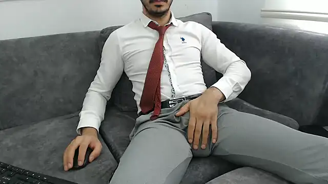 Naughtb0y online show from 6, 7, 2026