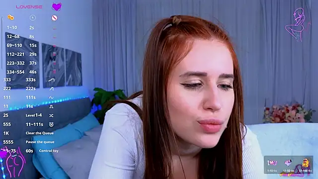 Milkissss online show from 6, 3, 2025