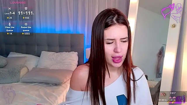 Milkissss online show from 3, 12, 2025