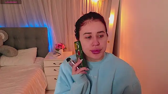 Milkissss online show from 28, 4, 2026