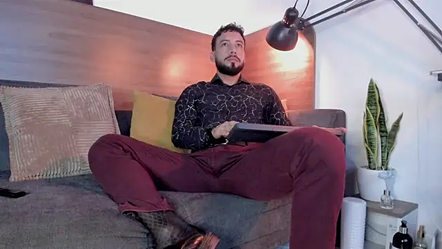 bruno woods online show from 27, 4, 2026