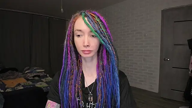 Roxy Silver online show from 7, 1, 2025