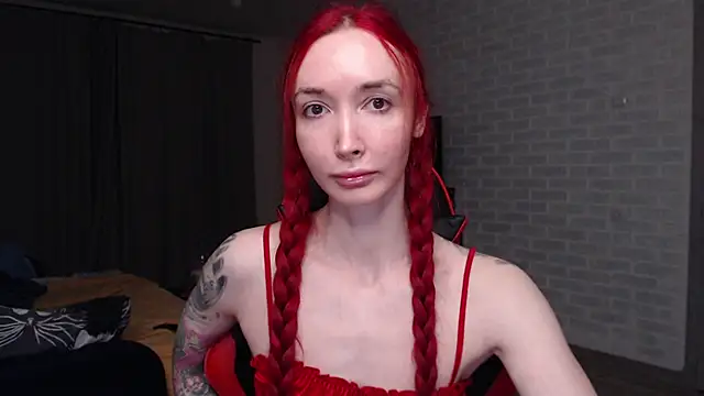 Roxy Silver online show from 24, 4, 2026