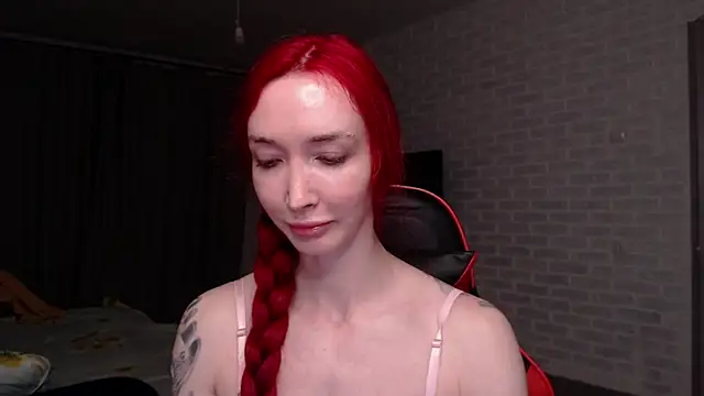 Roxy Silver online show from 20, 7, 2026