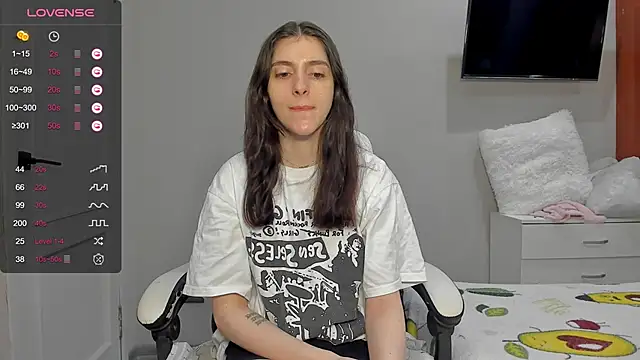 Snapshot of broosnica1 chatting on 6, 3, 2026 broosnica1 online show from 6, 3, 2026