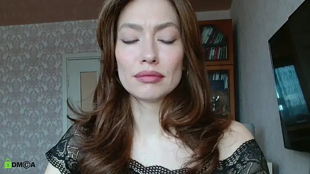 alicia spicy online show from 7, 4, 2026