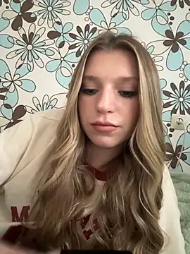 Snapshot of adel_secret chatting on 1, 10, 2025 adel secret online show from 1, 10, 2025