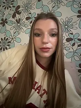 Snapshot of adel_secret chatting on 4, 10, 2025 adel secret online show from 4, 10, 2025