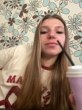 Snapshot of adel_secret chatting on 18, 10, 2025 adel secret online show from 18, 10, 2025