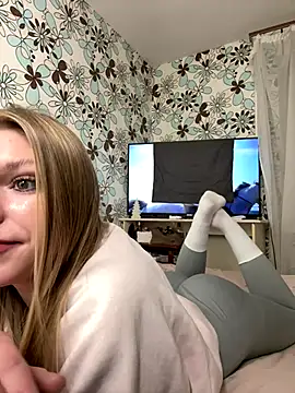 Snapshot of adel_secret chatting on 11, 11, 2025 adel secret online show from 11, 11, 2025